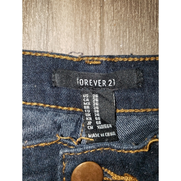 Forever 21 Skinny Dark Denim Jeans - Picture 2 of 10